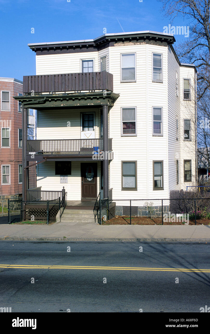 Triple decker house hires stock photography and images Alamy