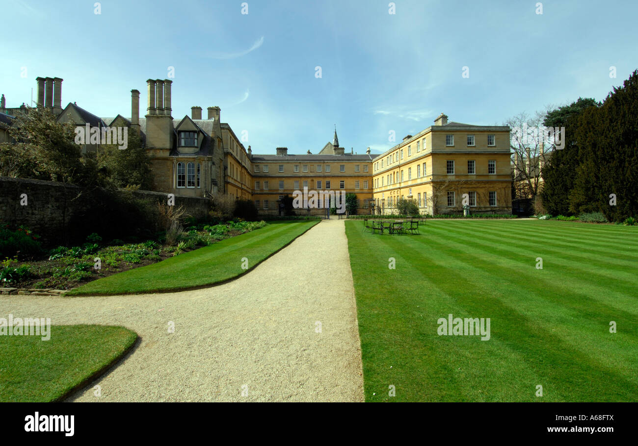 The Lawns and Garden Quadrangle of Trinity College Oxford Stock Photo ...