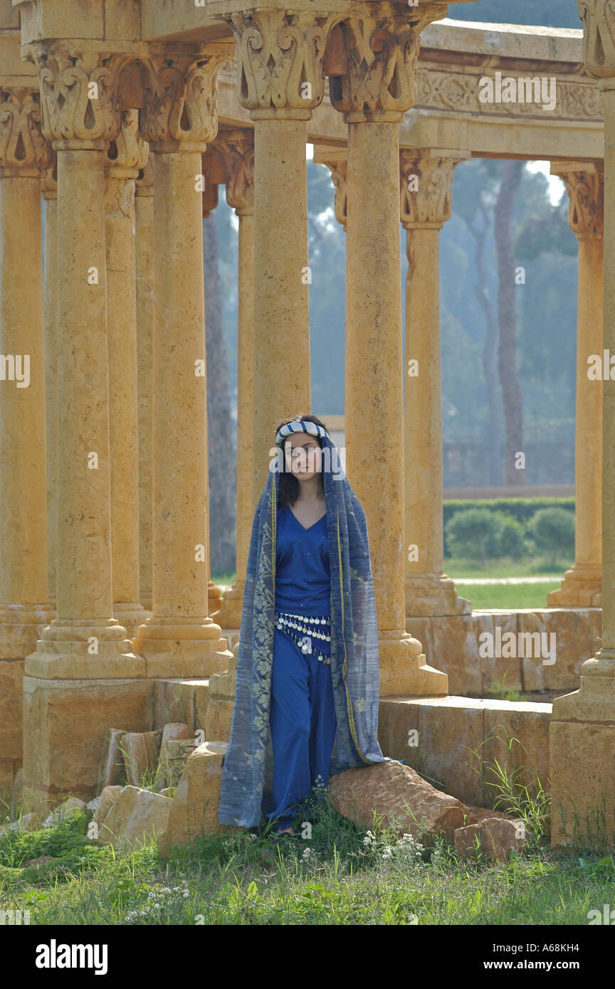 Traditional lebanese costume hires stock photography and images Alamy