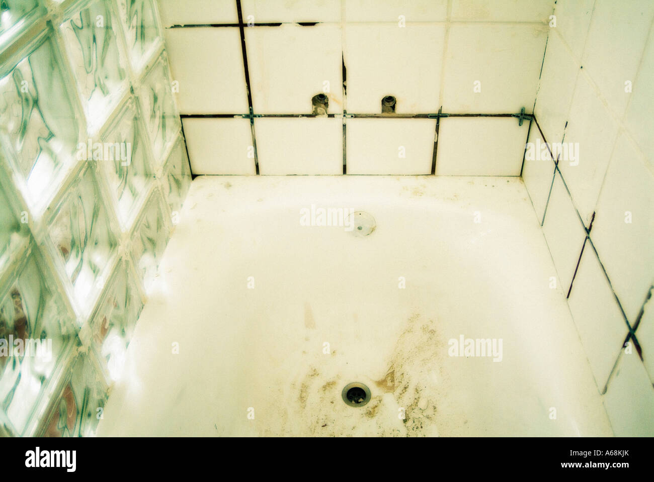 A bathtub under construction Stock Photo Alamy