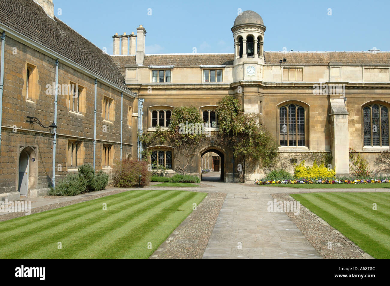 Chapel And Caius Court Gonville And Caius College Cambridge England Chapel And Caius Court Gonville And Caius College Cambridge England