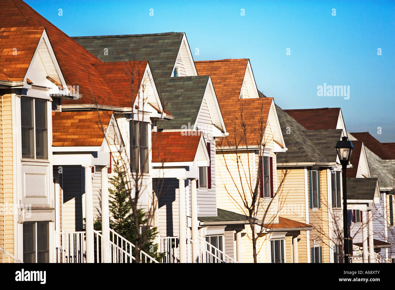 Homes exteriors hi-res stock photography and images - Alamy