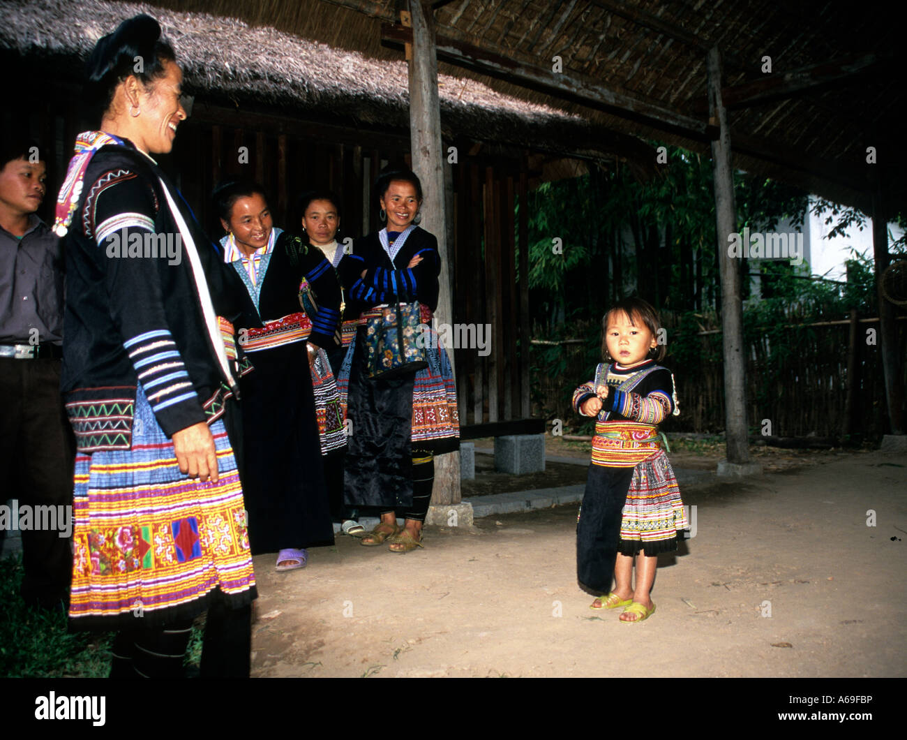 Hmong family dressed in traditional clothes. Vietnam Stock Photo