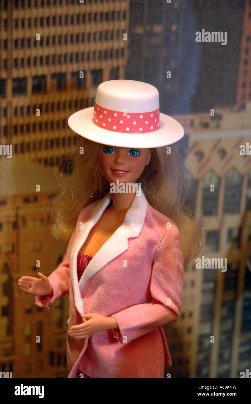 barbie with hat