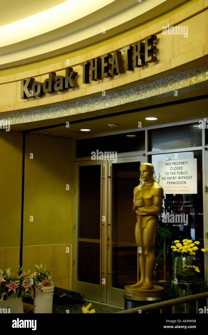 Kodak Theatre entrance with Oscars statue on the day of the award ceremony Stock Photo
