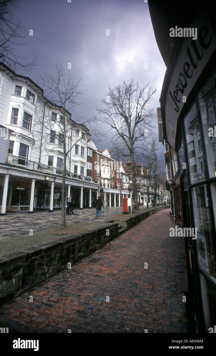 Kent tunbridge wells pantiles hires stock photography and images Alamy