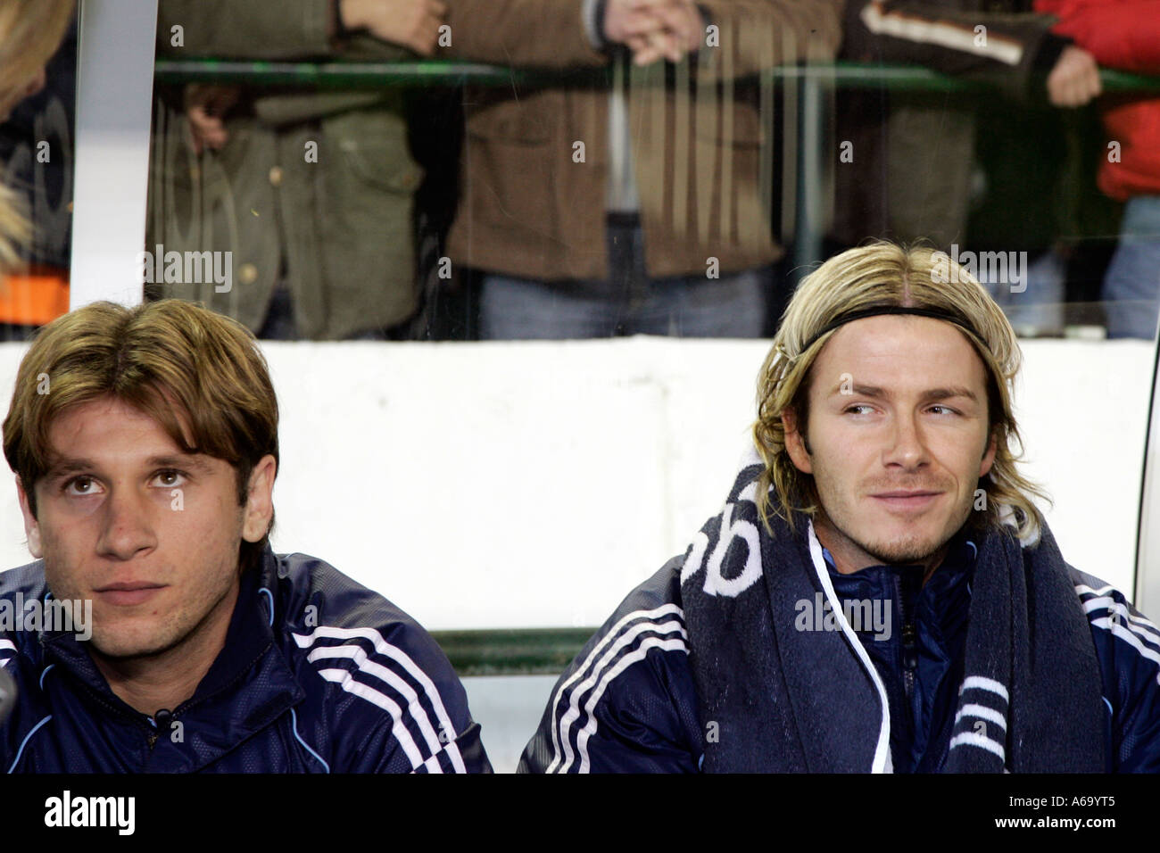 Antonio Cassano and David Beckham on Real Madrid bench Stock Photo