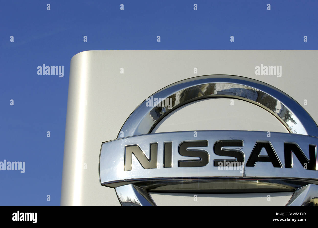 Nissan Japan Japanese Car Manufacturer Company Asian Asia Sign Colour Color Horizontal Logo Badge Silver Chrome Detail Design B Stock Photo Alamy