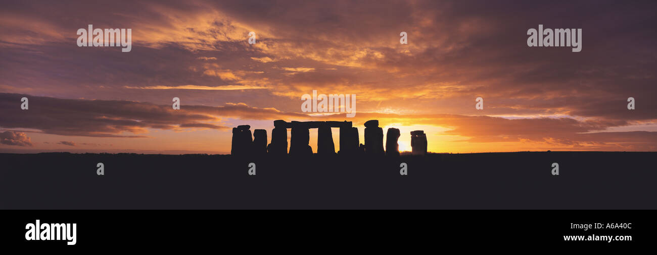 Winter sunset at Stonehenge Wiltshire southern England Stock Photo - Alamy