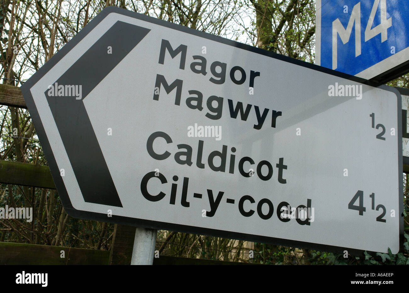 M4 road signs uk hires stock photography and images Alamy