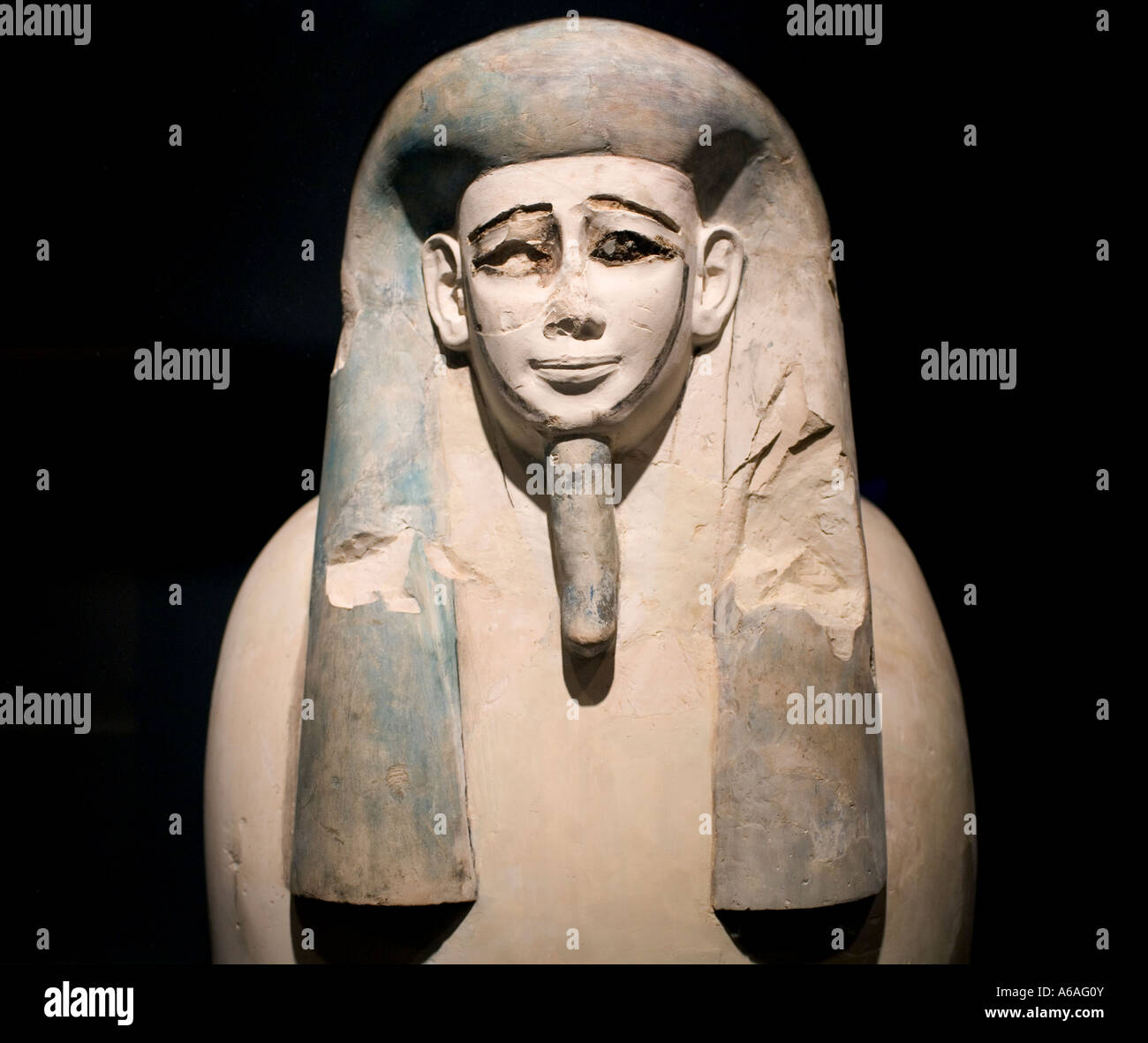 Ancient egyptian sarcophagus hires stock photography and images Alamy