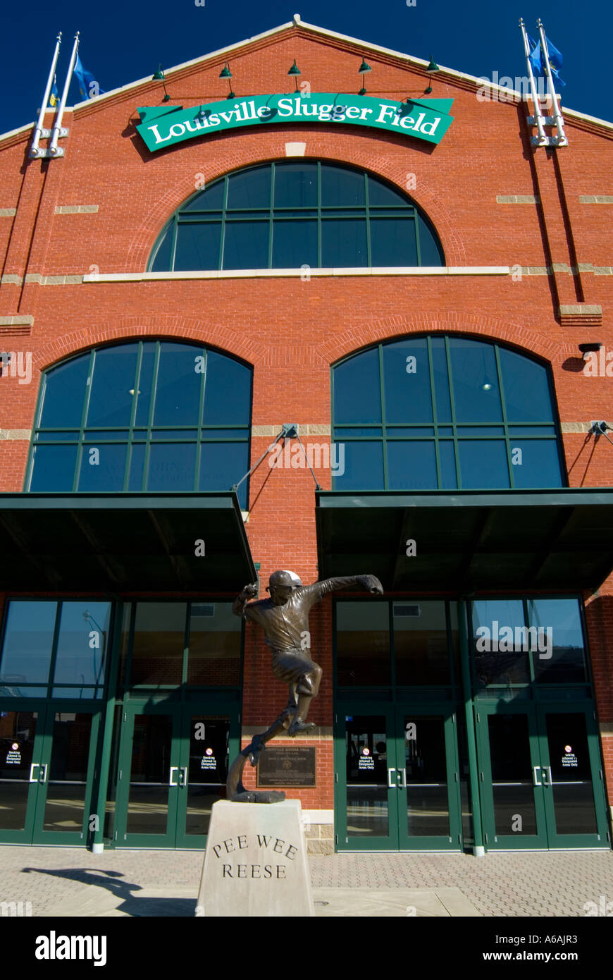 Statue of Pee Wee Reese at louisville Slugger Field in Louisville Kentucky  KY Stock Photo - Alamy