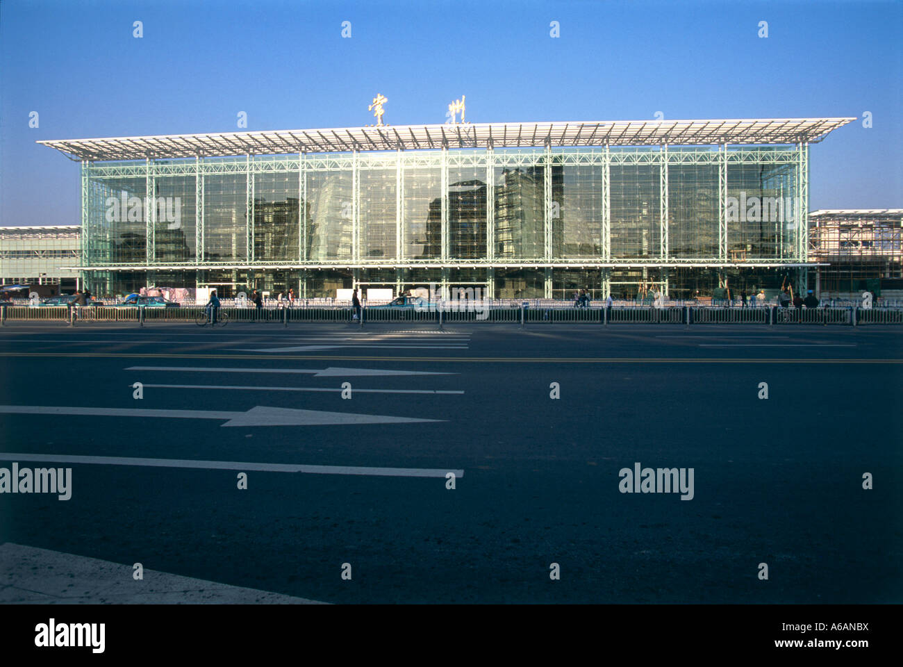 China, Jiangsu, Changzhou, modern glass and steel facade of railway station Stock Photo