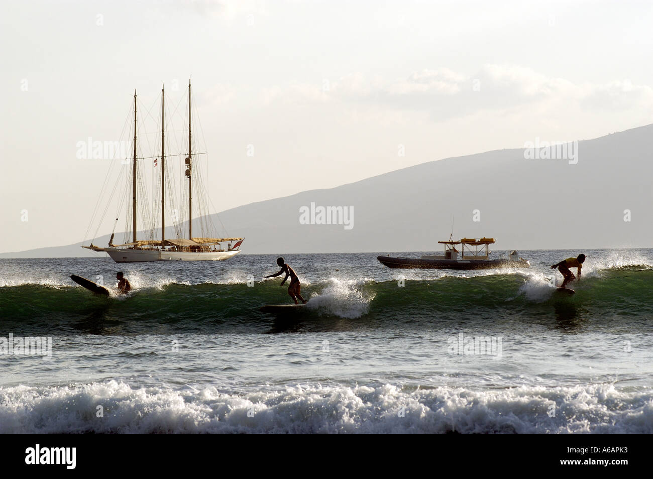 Surfing at Lahaina, Maui, Hawaii Stock Photo Alamy