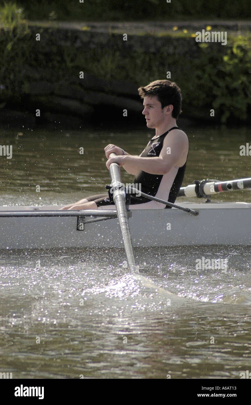 Team Rowing Thames Endeavour thames hi-res stock photography and images - Alamy