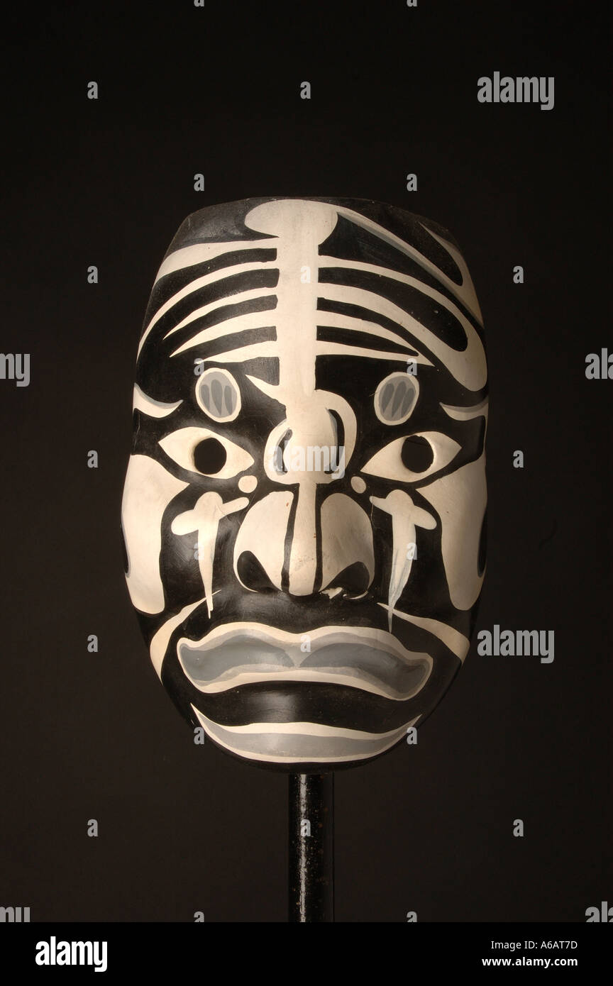Traditional Japanese Kabuki theatre mask dsca 0847a Stock Photo Alamy