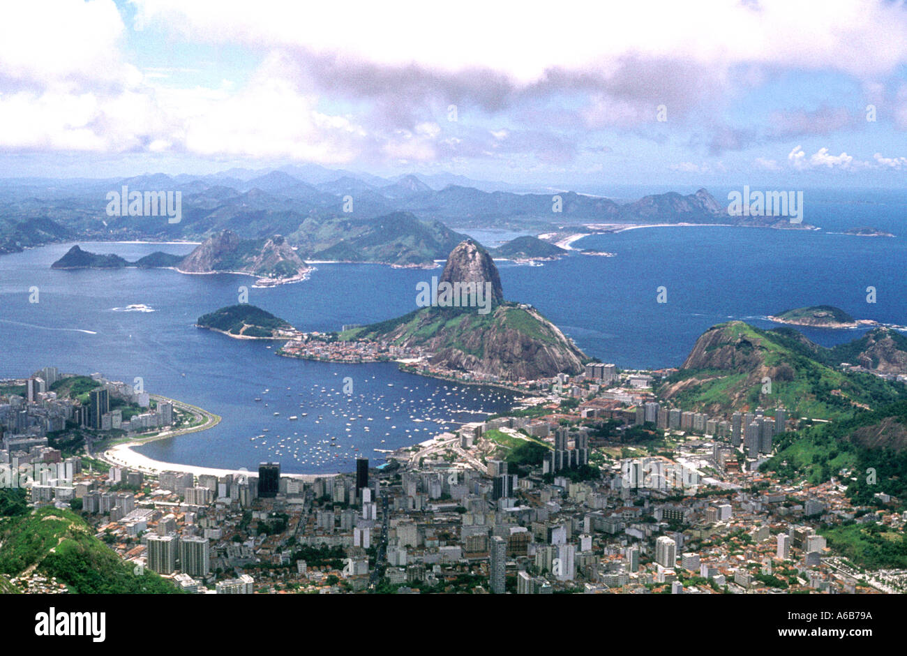 Islands rio de janeiro hi-res stock photography and images - Alamy