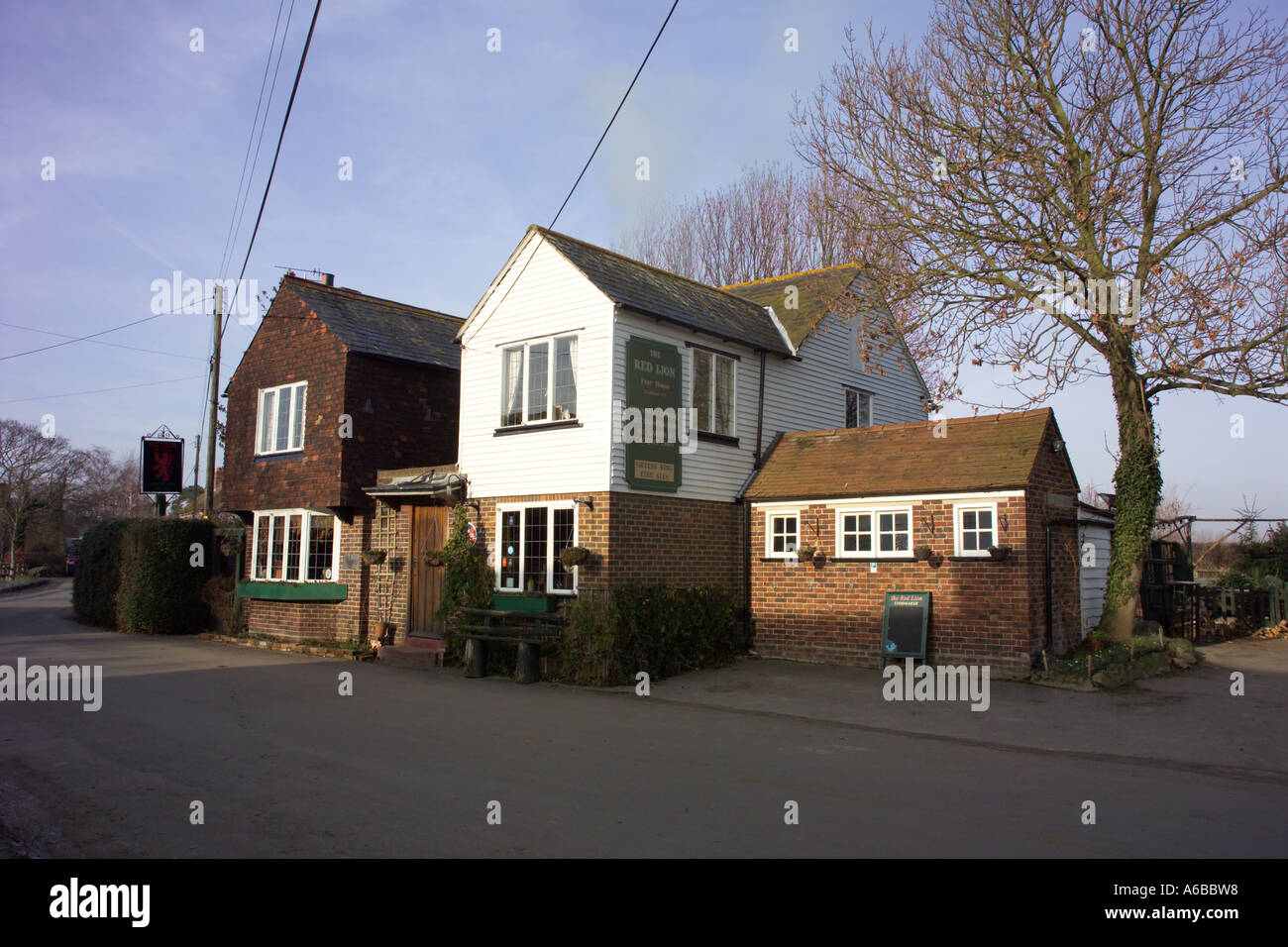Red Lion Public house stodmarsh village kent Stock Photo Alamy