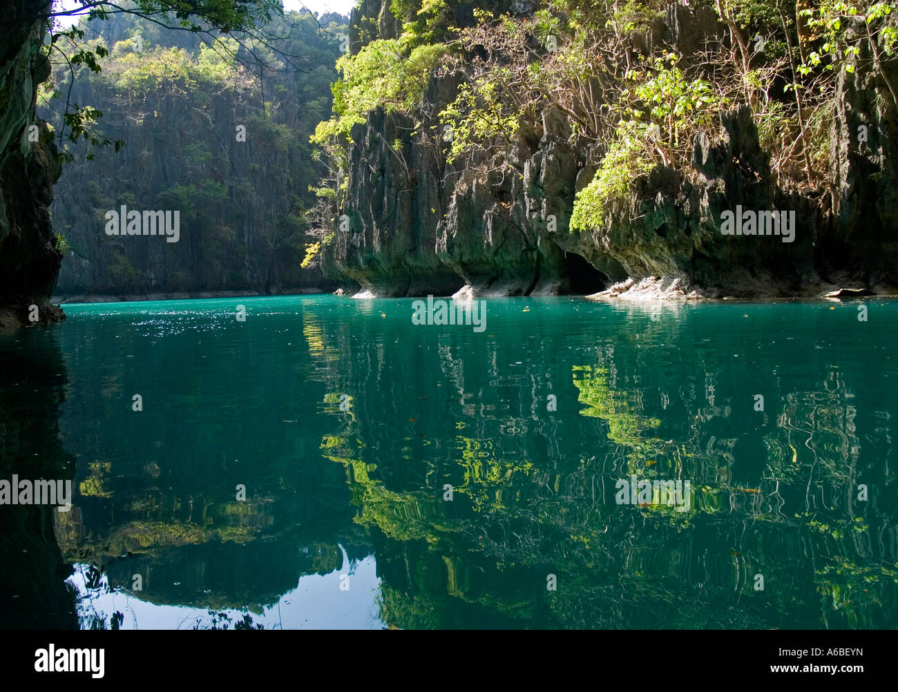 lagoon reflection Miniloc Island Bacuit Archipelago Palawan Philippines ...