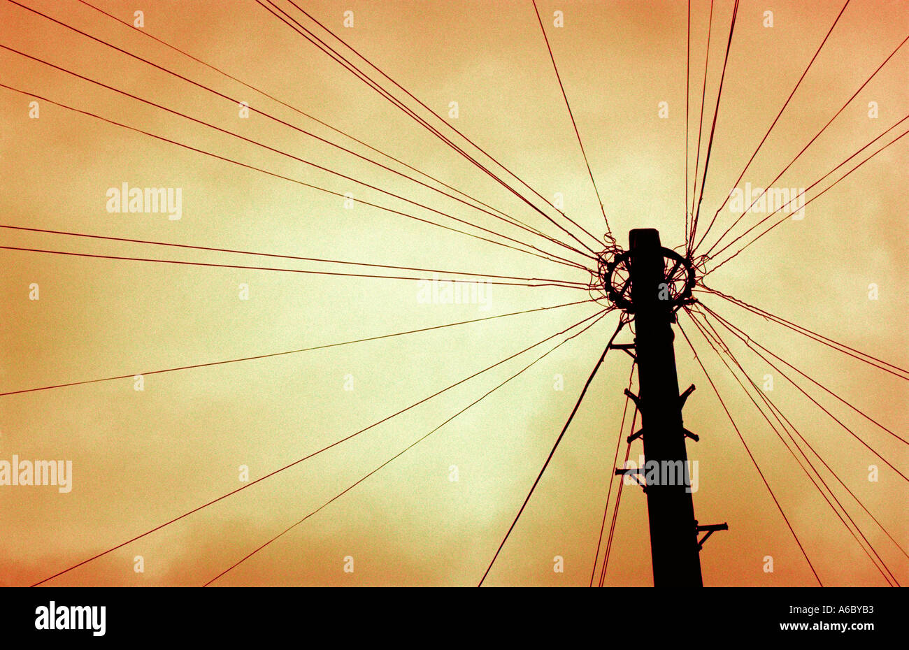 Telephone wires hires stock photography and images Alamy