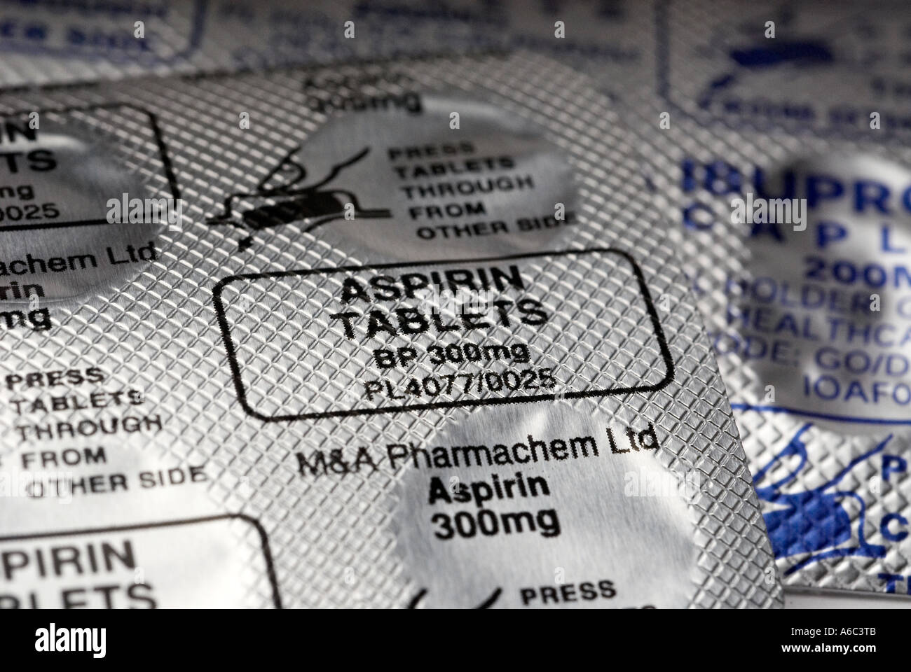 Aspirin 500mg tablets hires stock photography and images Alamy