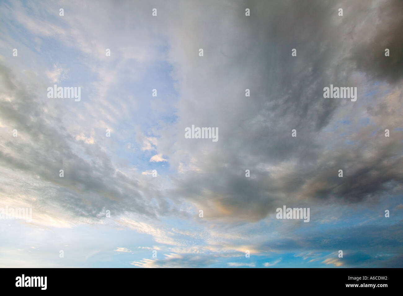 Beautiful sunset sky clouds nature hi-res stock photography and images ...