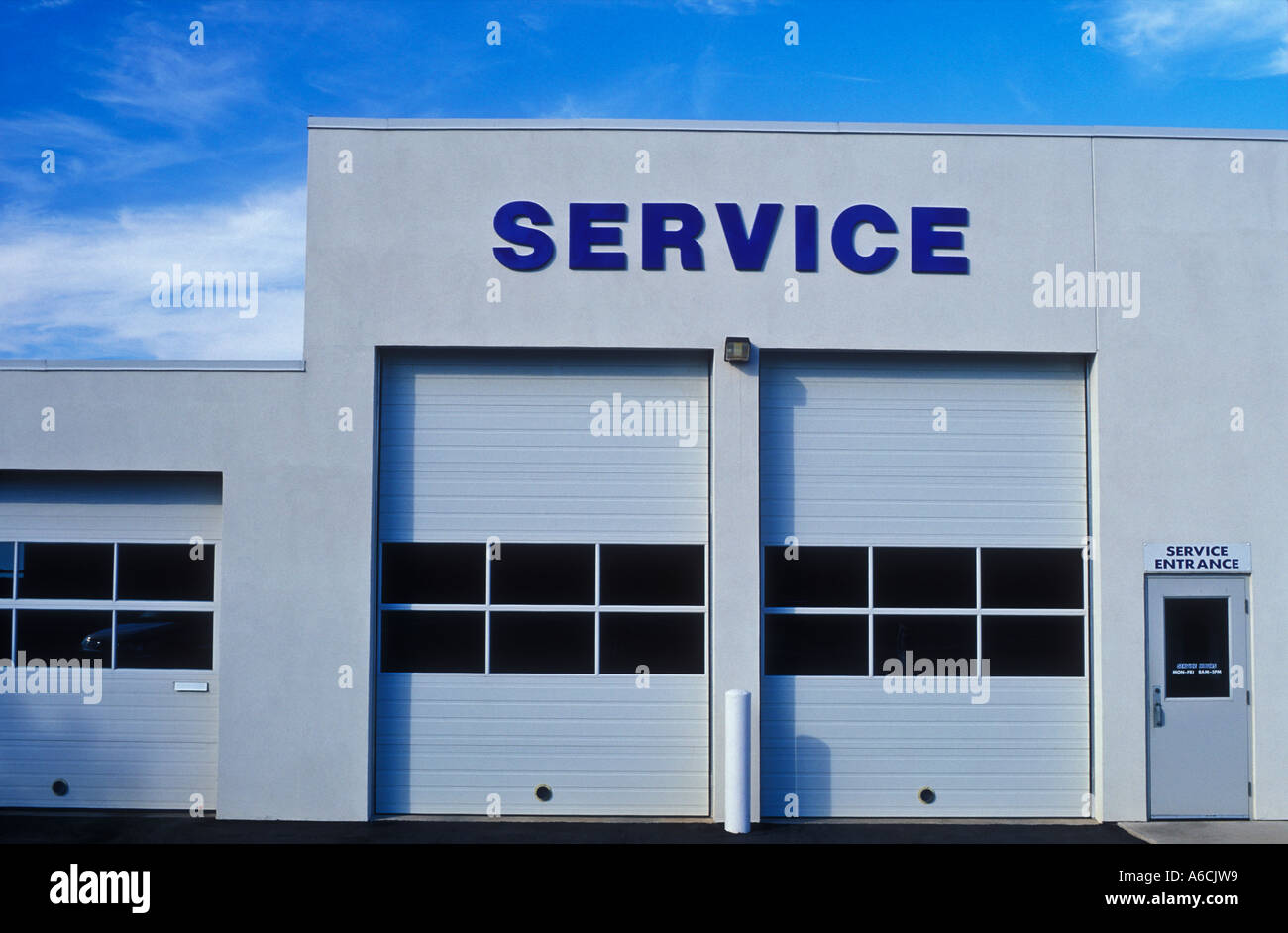 Automotive work hi-res stock photography and images - Alamy