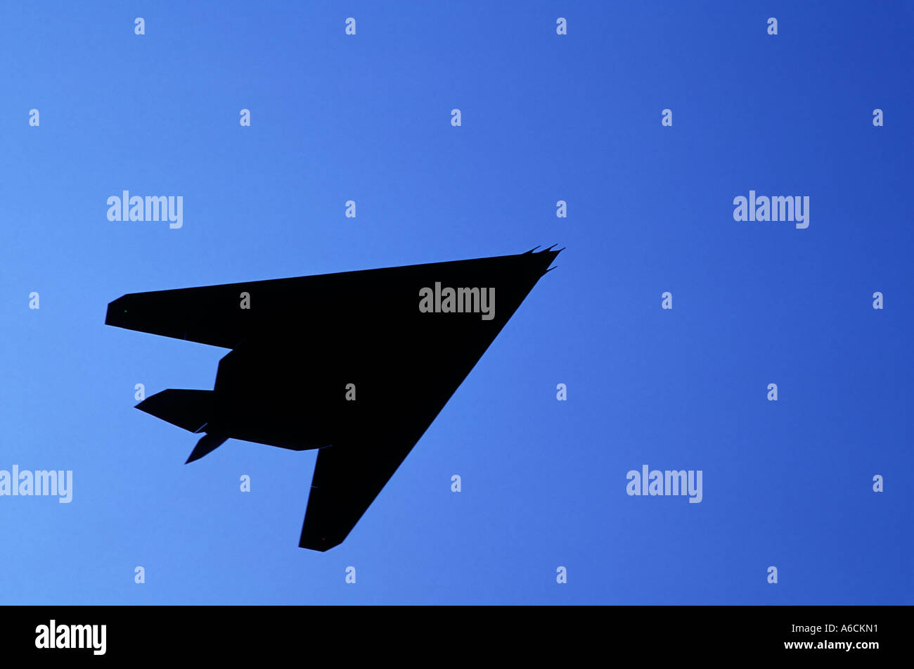 The F117 Nighthawk Stealth Fighter taking off Stock Photo Alamy