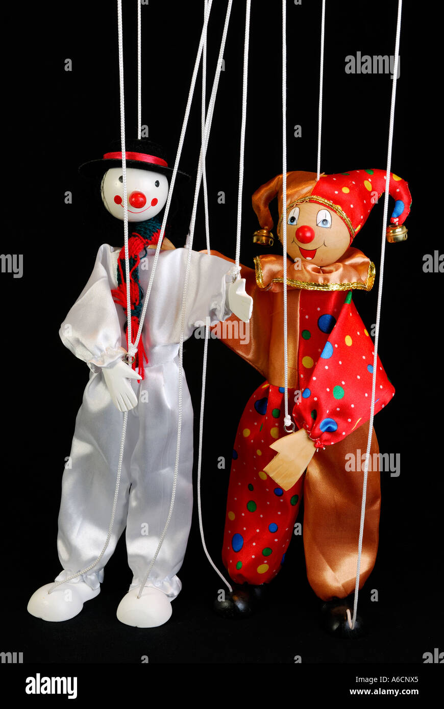 Silly Strings - Marionette Puppet Show 