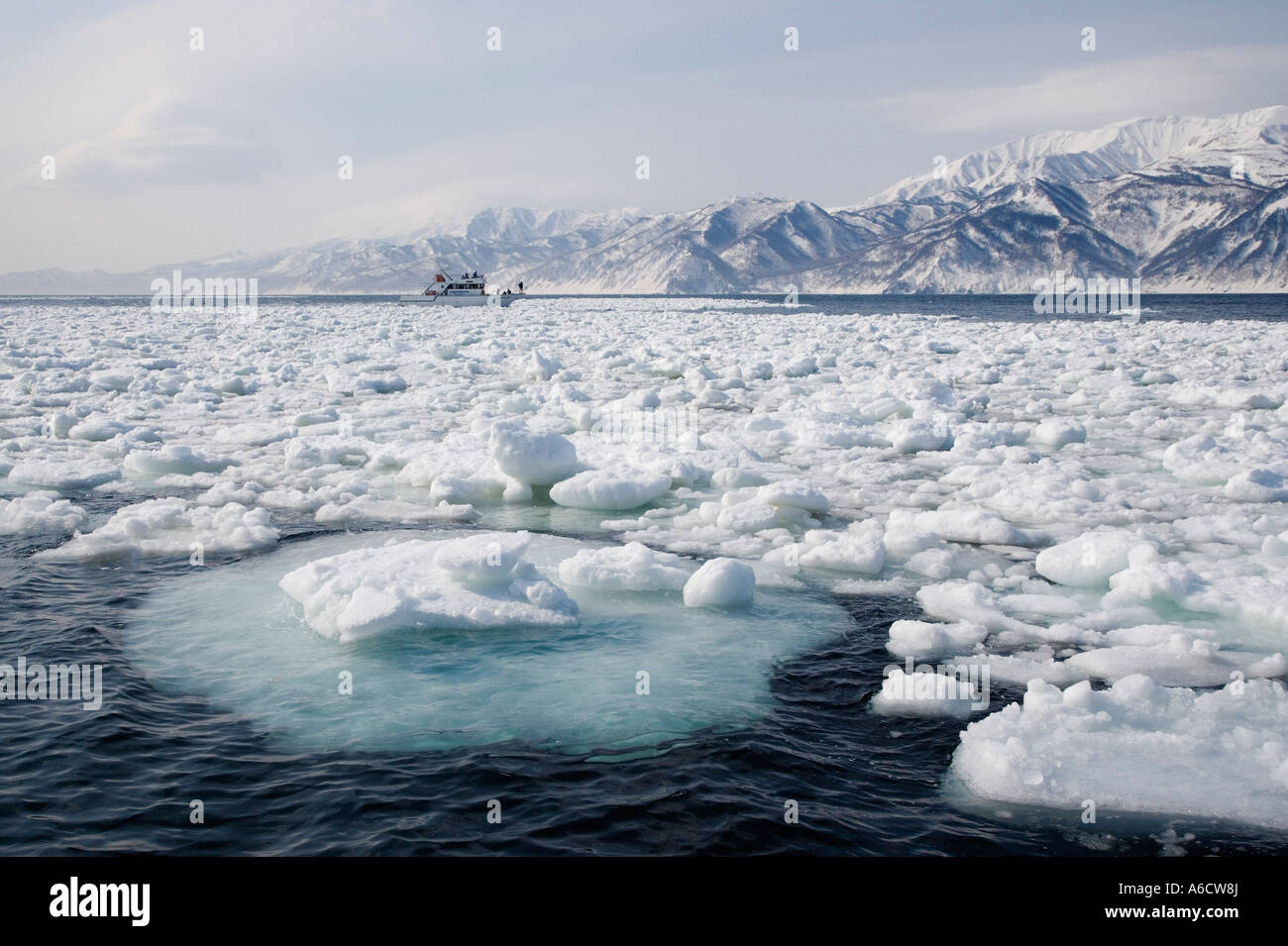 Japanese ship channel hires stock photography and images Alamy