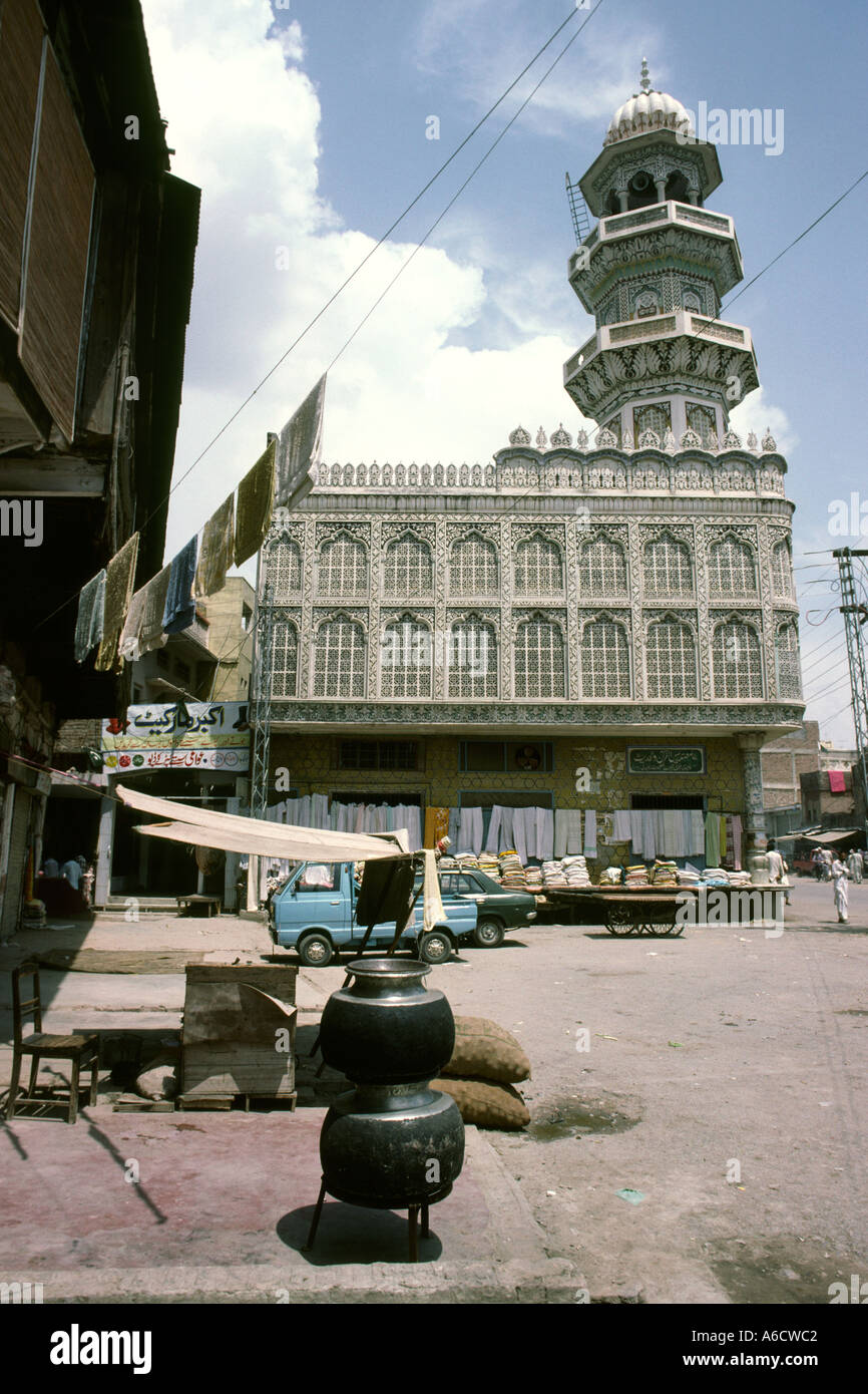 Pakistan Rawalpindi Rajah Bazaar small local mosque in Jamia Masjid Road Stock Photo