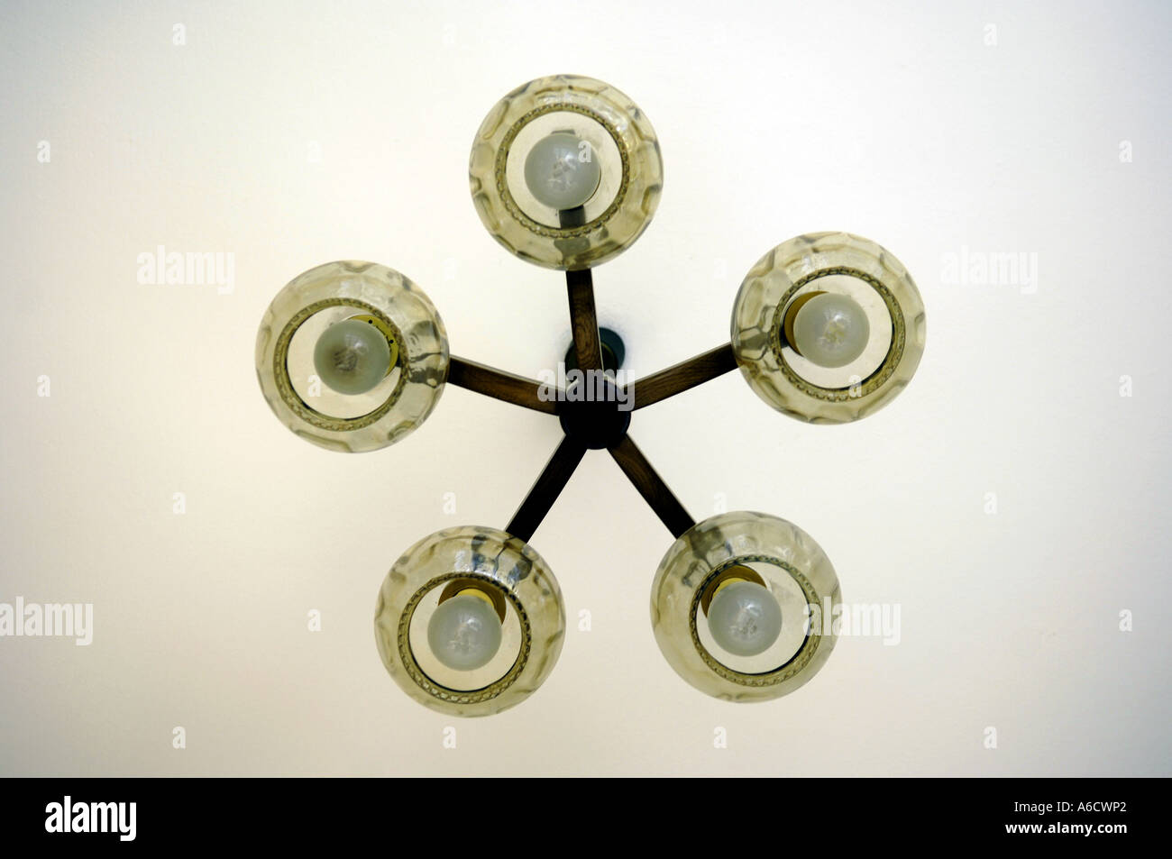 lightshade fitting retro seventies sixties ceiling pine bulbs