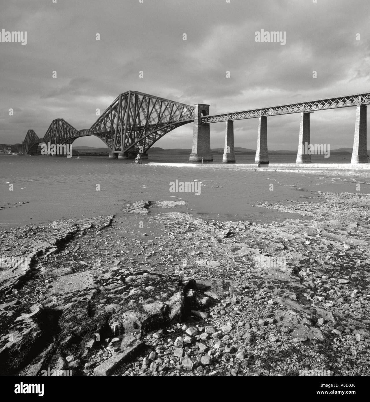 Forth railway bridge Scotland Stock Photo