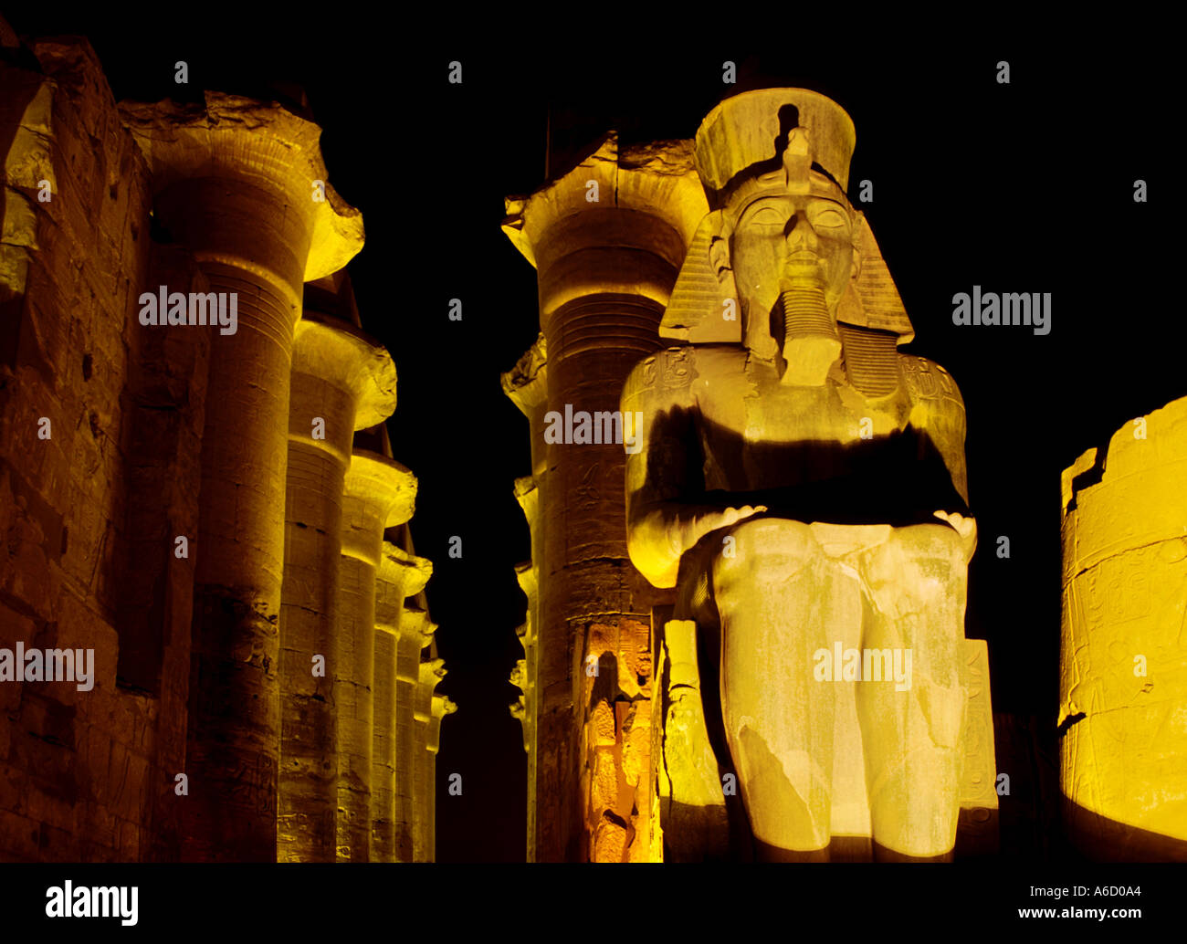 Statue of Ramses II Luxor Temple Stock Photo - Alamy