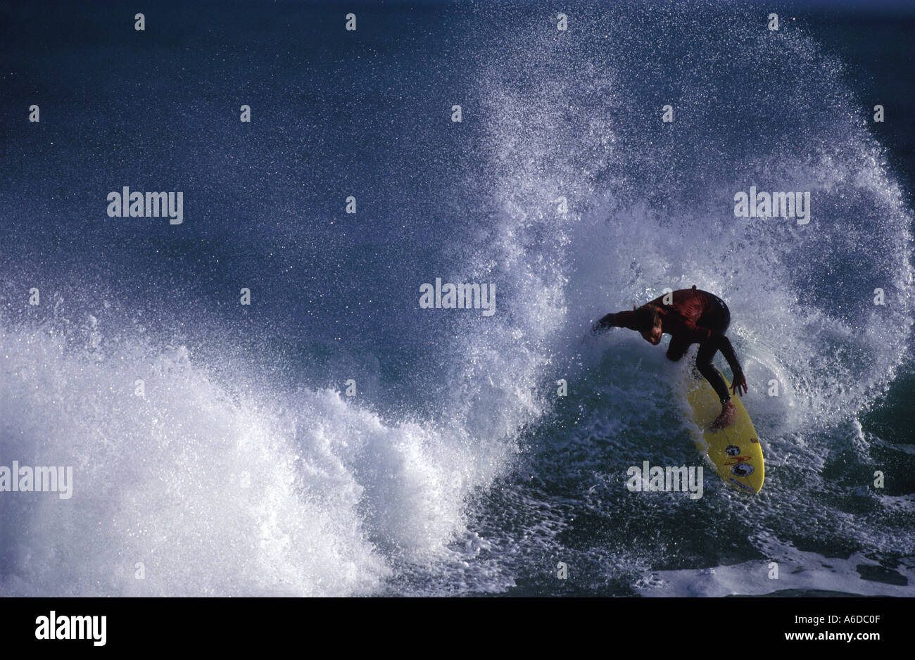 Artistic Raglan Laps Up International Attention From Surf Championships Picture for Mobile Artistic Raglan Laps Up International Attention From Surf Championships Picture for Mobile