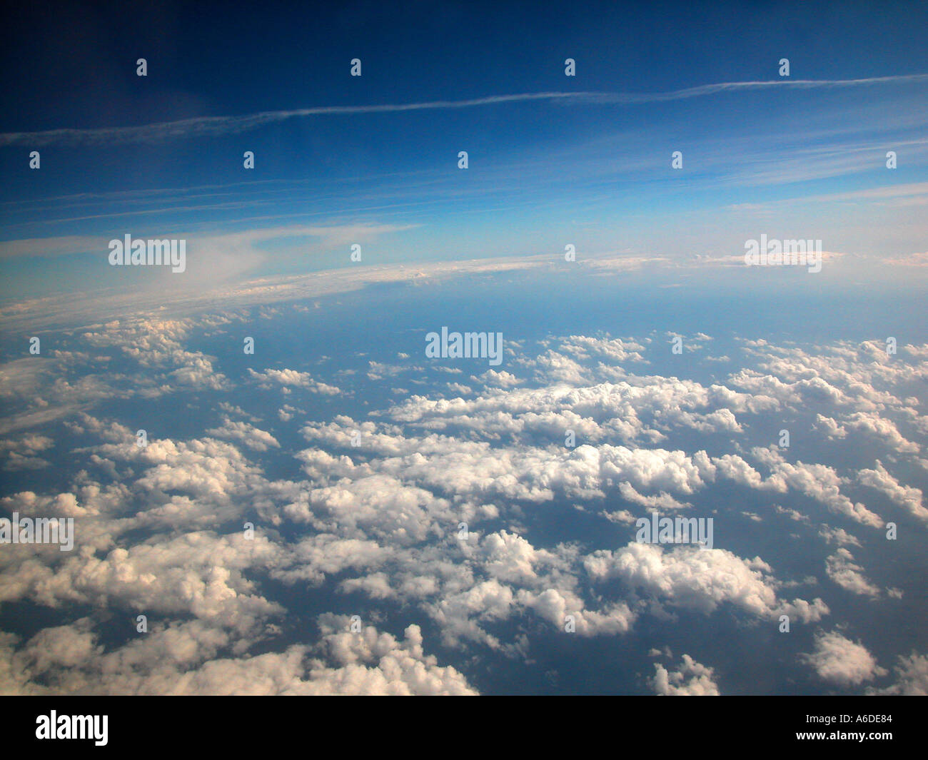 Blue sky above white clouds hi-res stock photography and images - Alamy