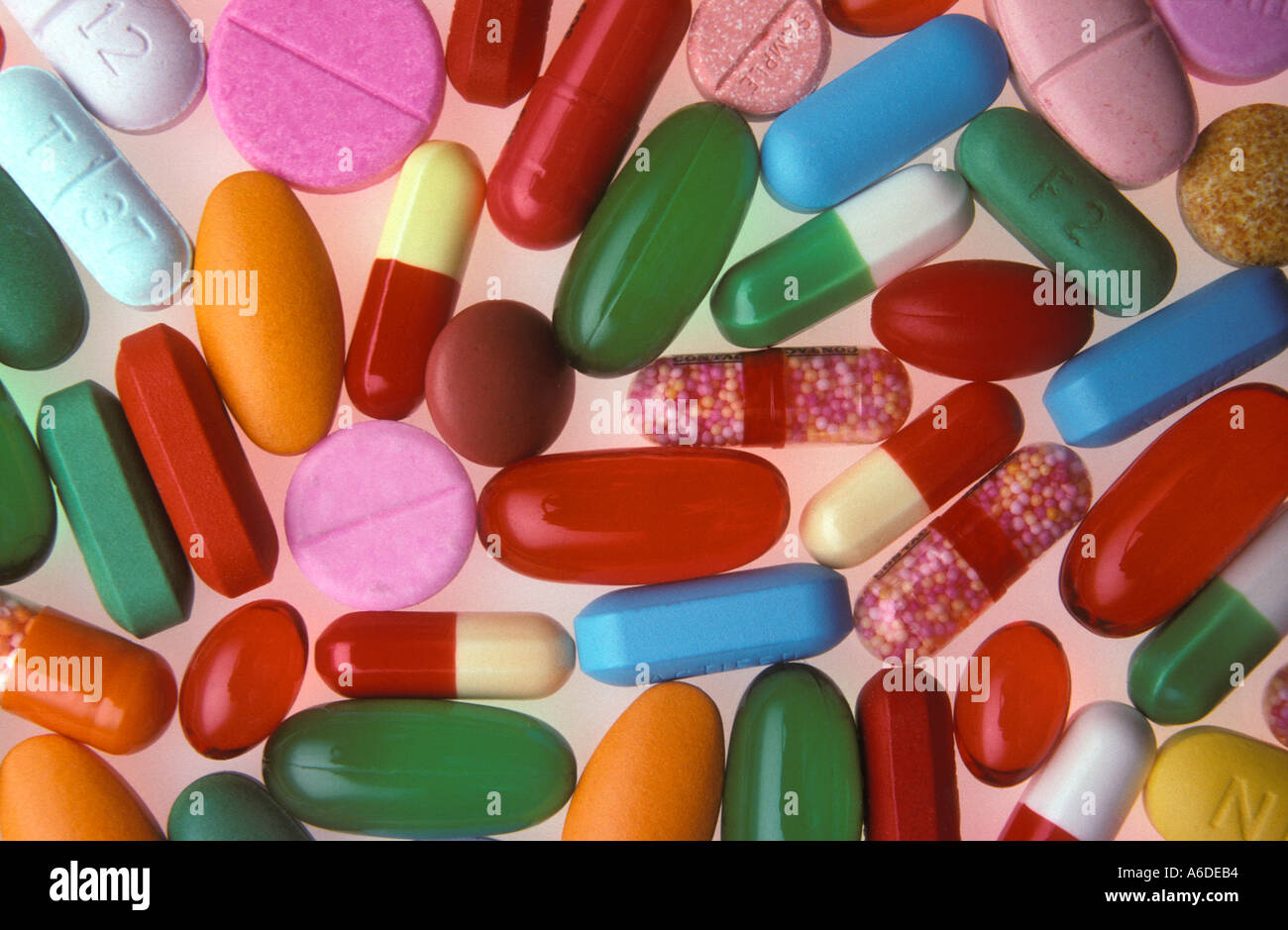 medicine drug pill capsule tablet Stock Photo Alamy