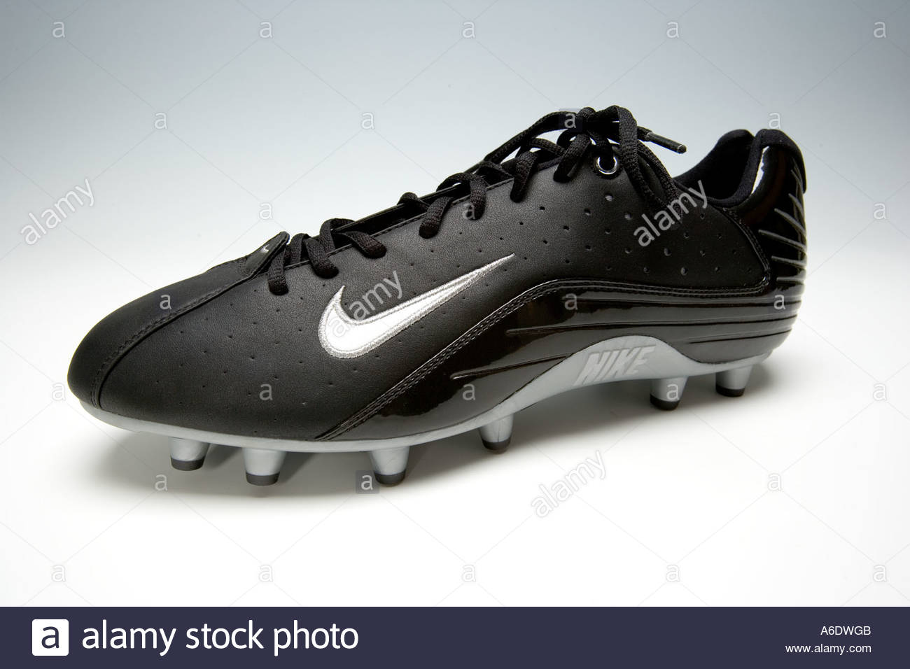 Nike Super Speed D Low football cleat 