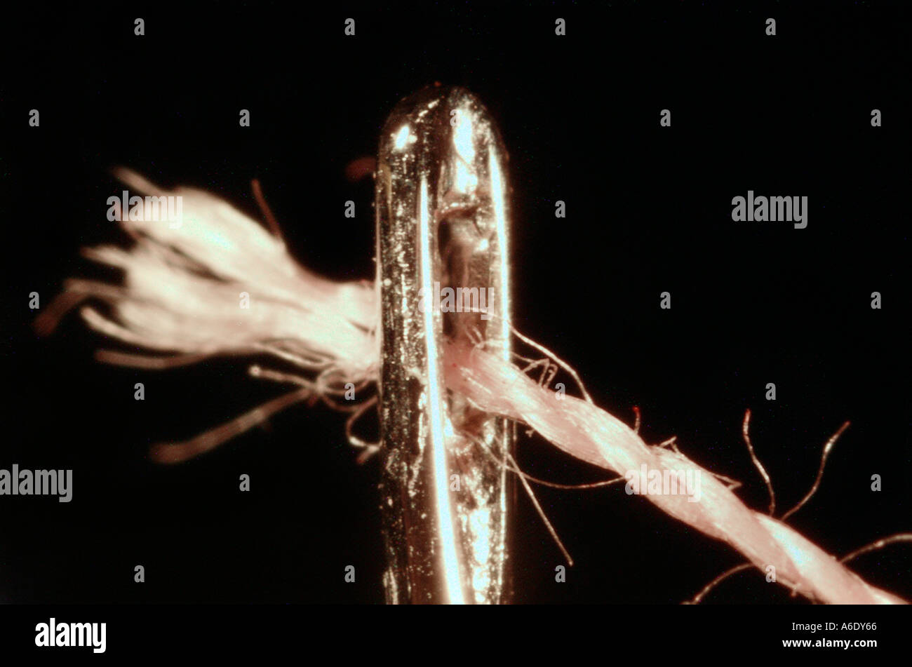 needle with thread going through eye needles small hole difficult