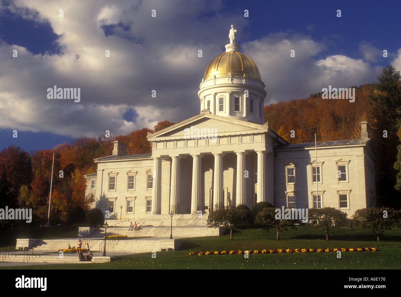 Fall foliage in montpelier vermont hires stock photography and images