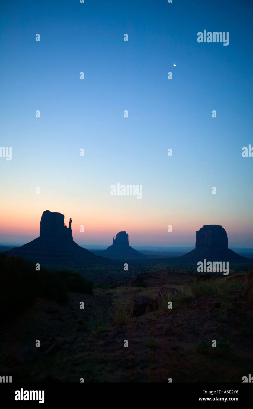 Left Mitten Left and right mitten hi-res stock photography and images - Alamy