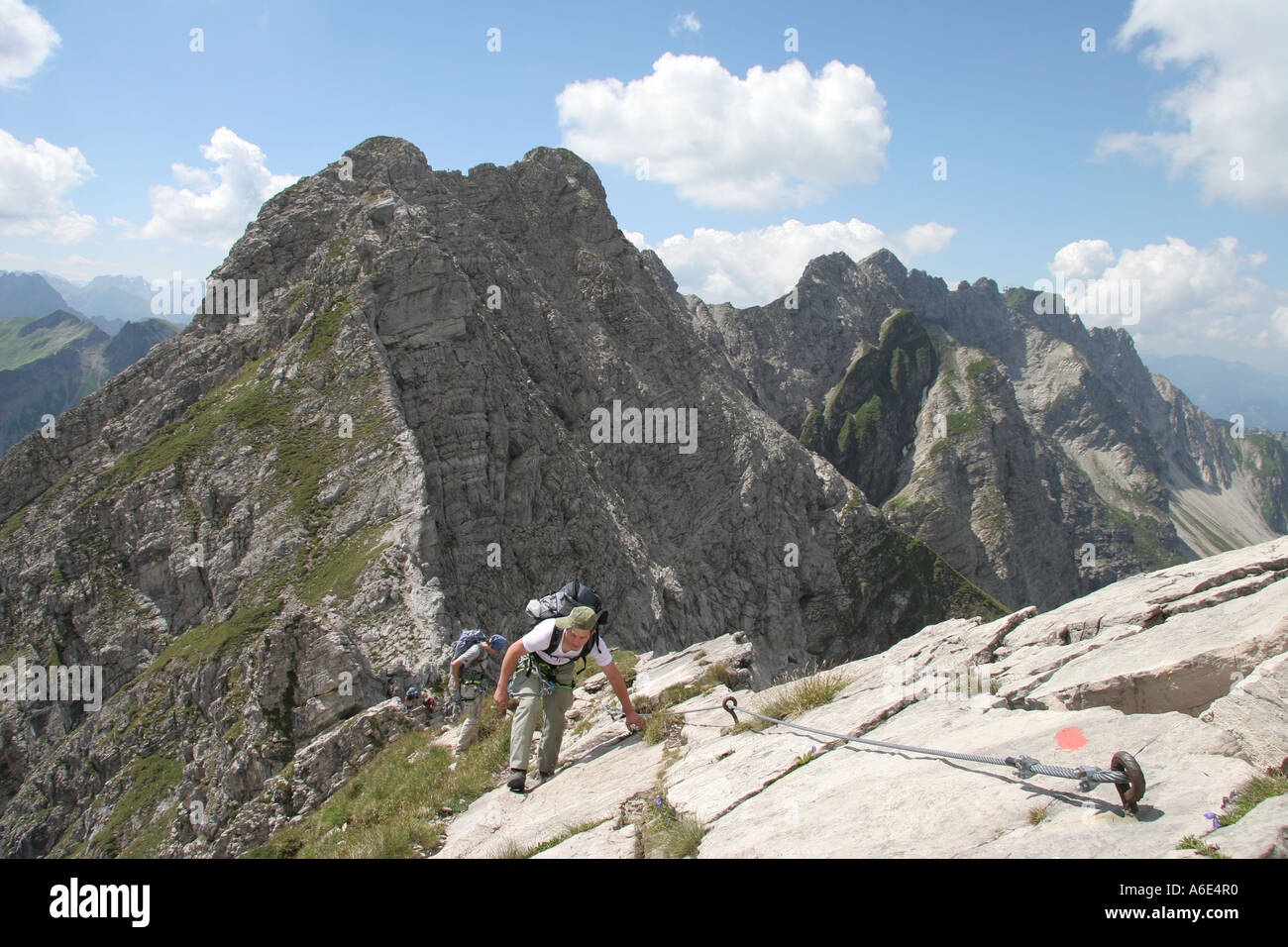 DEU, Colonel village, 15.09.2005, Hindelanger Kletersteig, Klettersteig in the Allgaeuer alps. From the Nebelhorn summit the Stock Photo