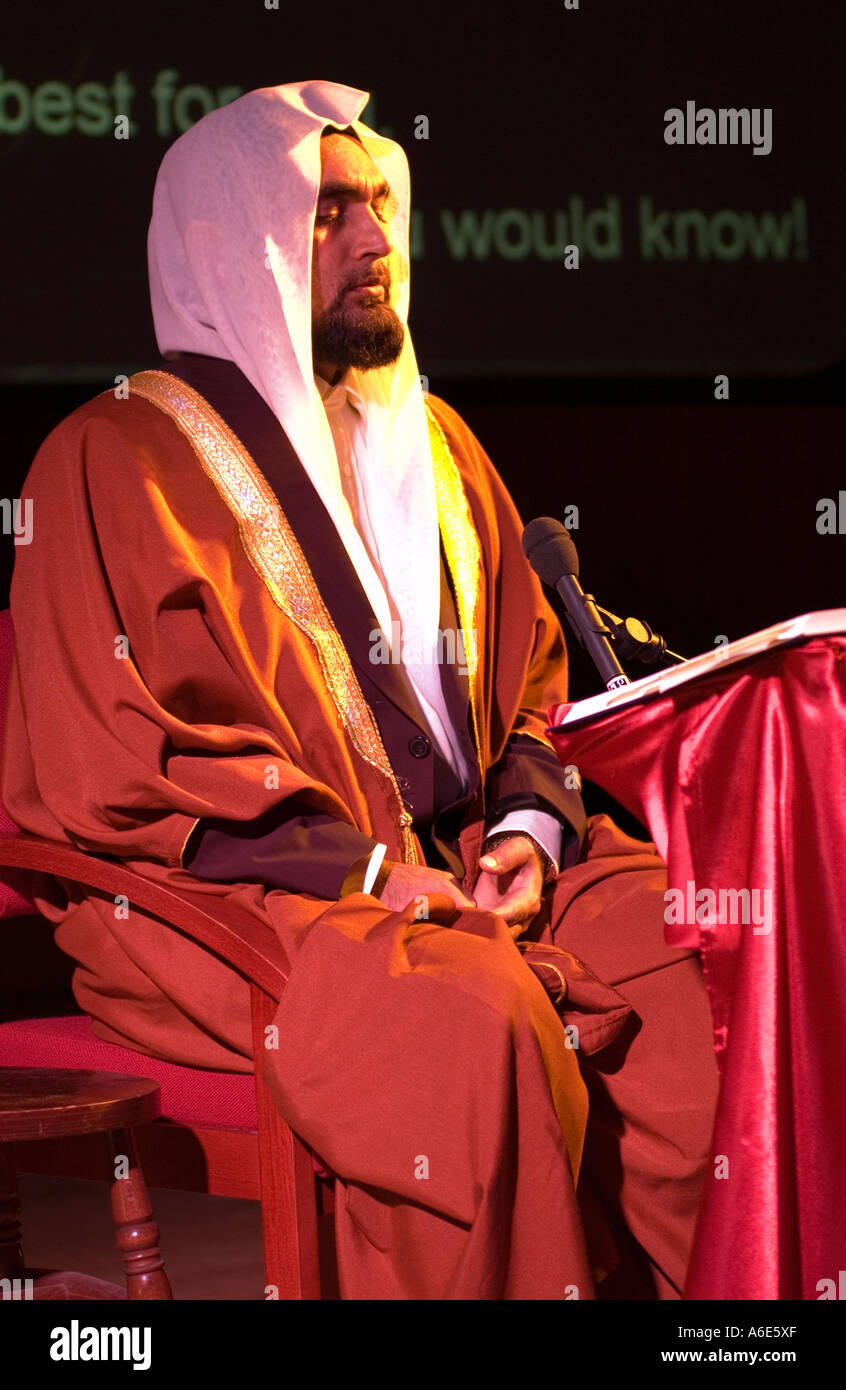 Imam Syed Hasan Bokhari  reciting the Quran Stock Photo