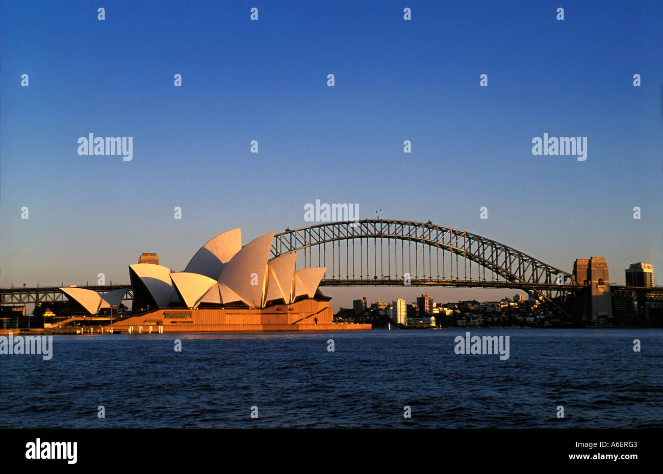 Sydney Opera House and Harbour Bridge at dusk Stock Photo - Alamy