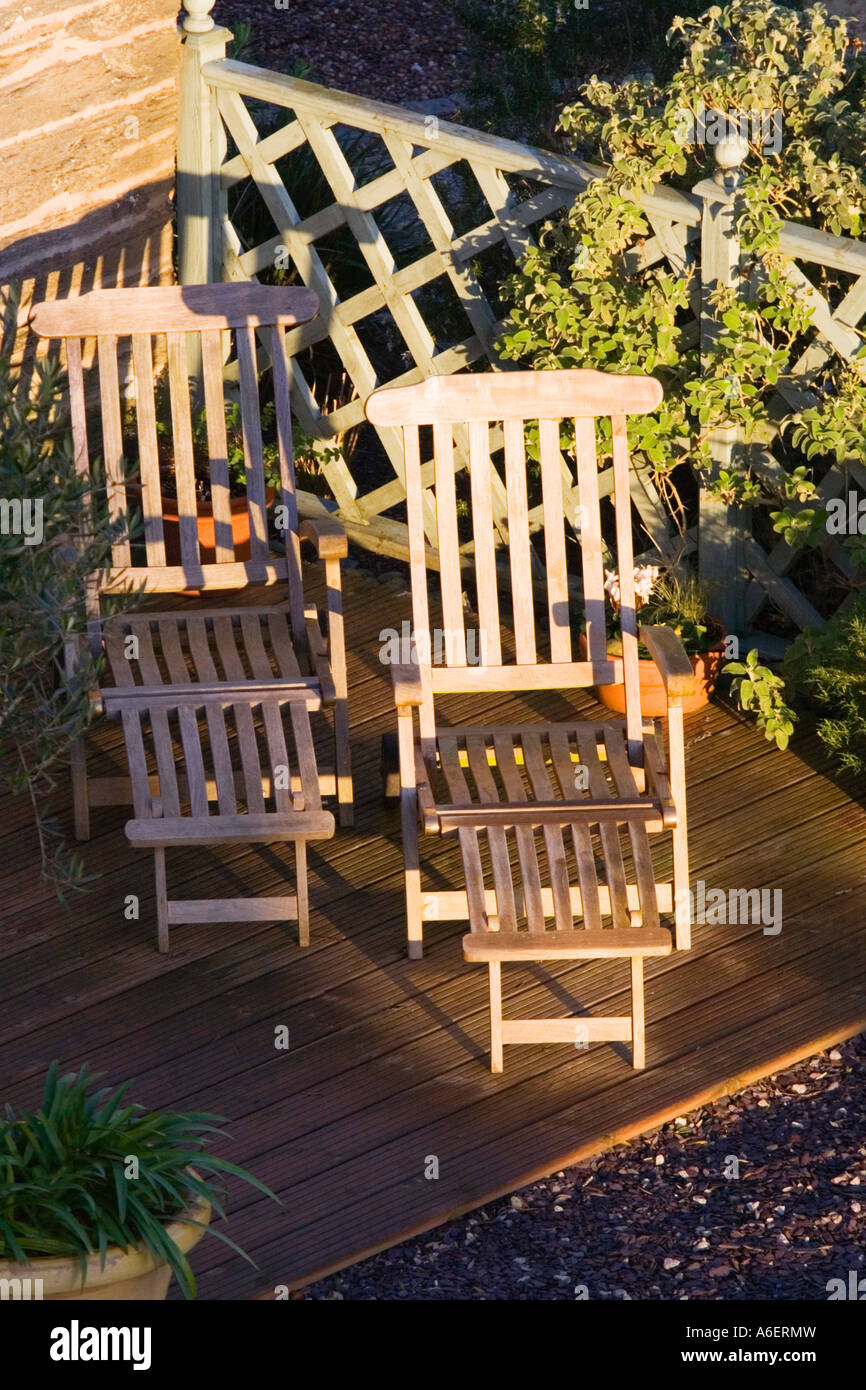 Matching wooden chairs hi-res stock photography and images - Alamy
