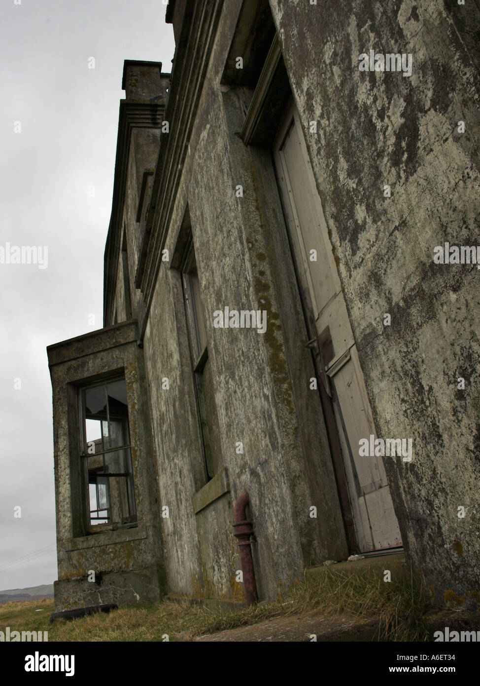 derelict building Shetland Scotland Stock Photo - Alamy