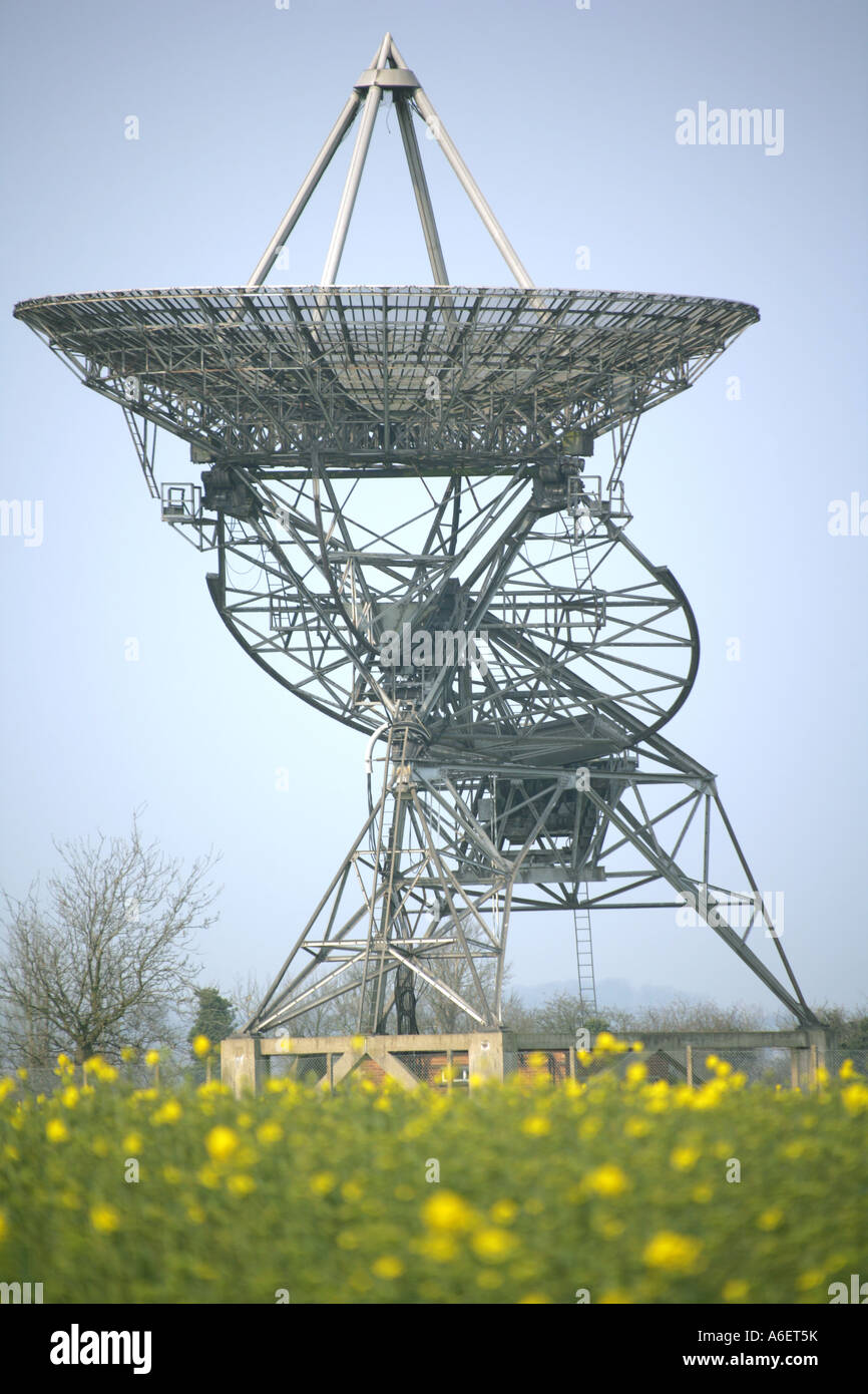 Radio telescope, Cambridge University astronomy department, Barton