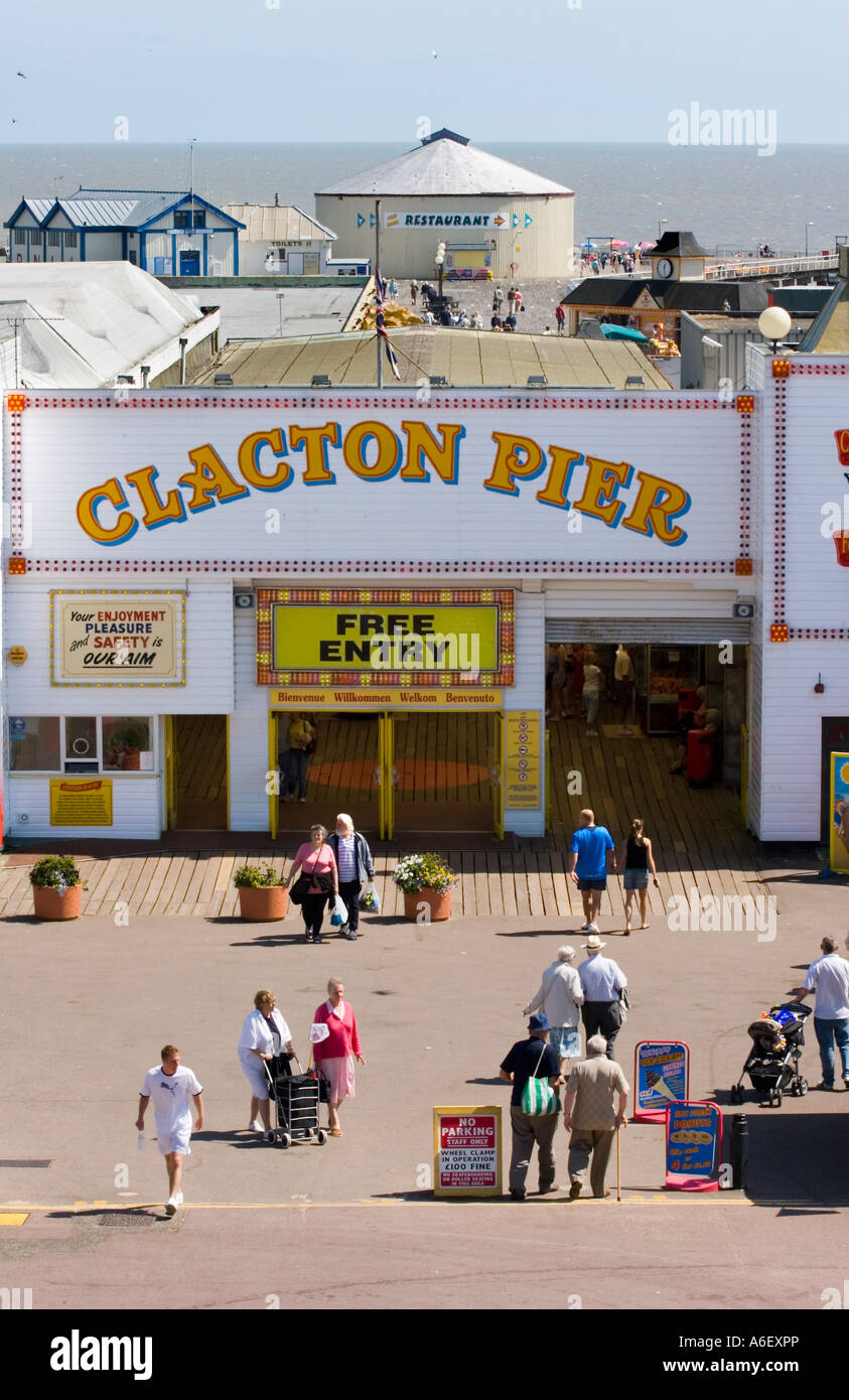 CLACTON PIER ENTRANCE ON THE SEA FRONT IN THE SUMMER Stock Photo Alamy