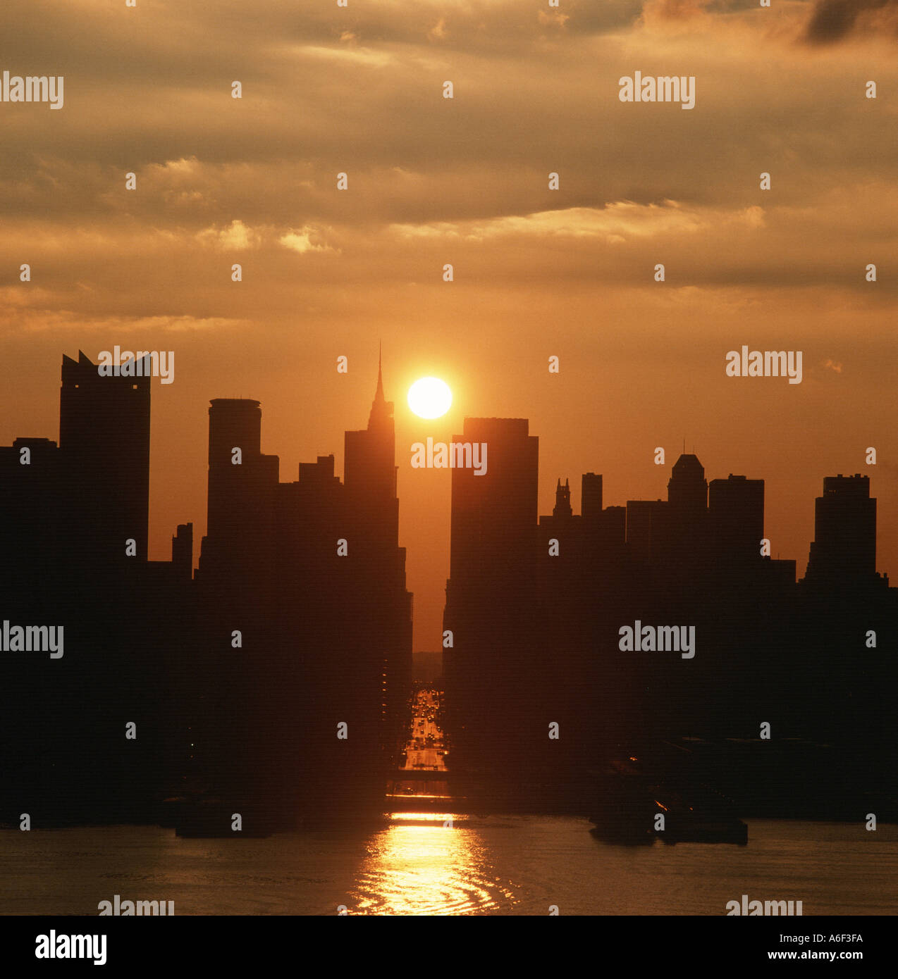 New York City skyline at sunrise Stock Photo - Alamy