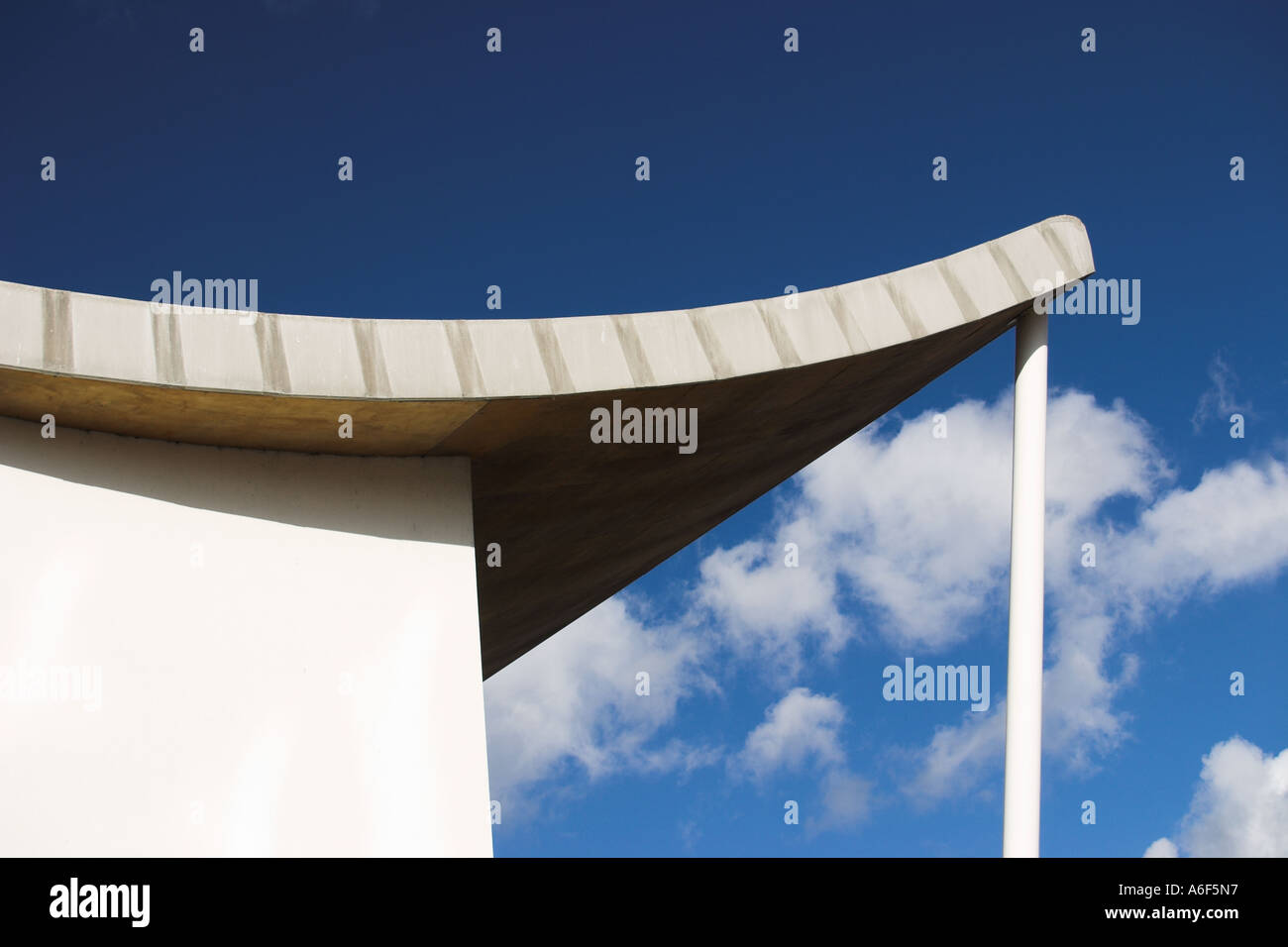 curved roofline Stock Photo Alamy